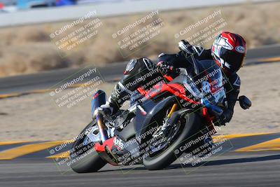 media/Dec-18-2022-SoCal Trackdays (Sun) [[8099a50955]]/Turn 4 (1pm)/